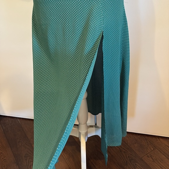 Flynn Skye Green Micro Dot Off The Shoulder Midi Dress Size Small - Picture 6 of 13